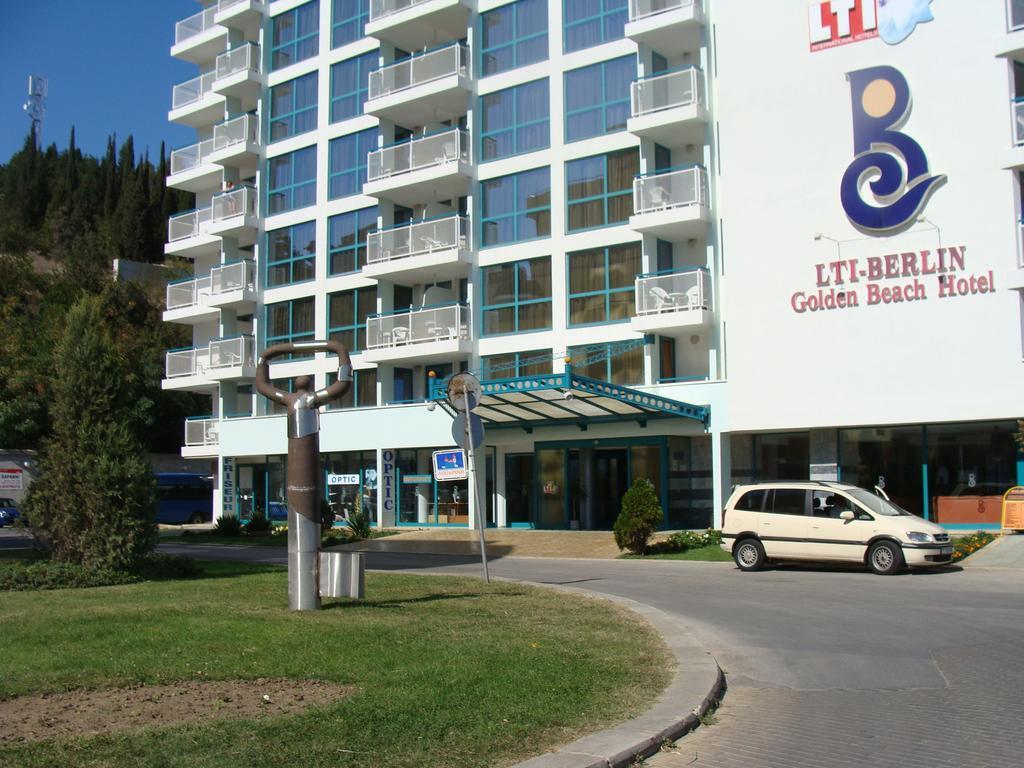 Berlin Golden Beach Studio Zlatni pjasătsi Eksteriør bilde